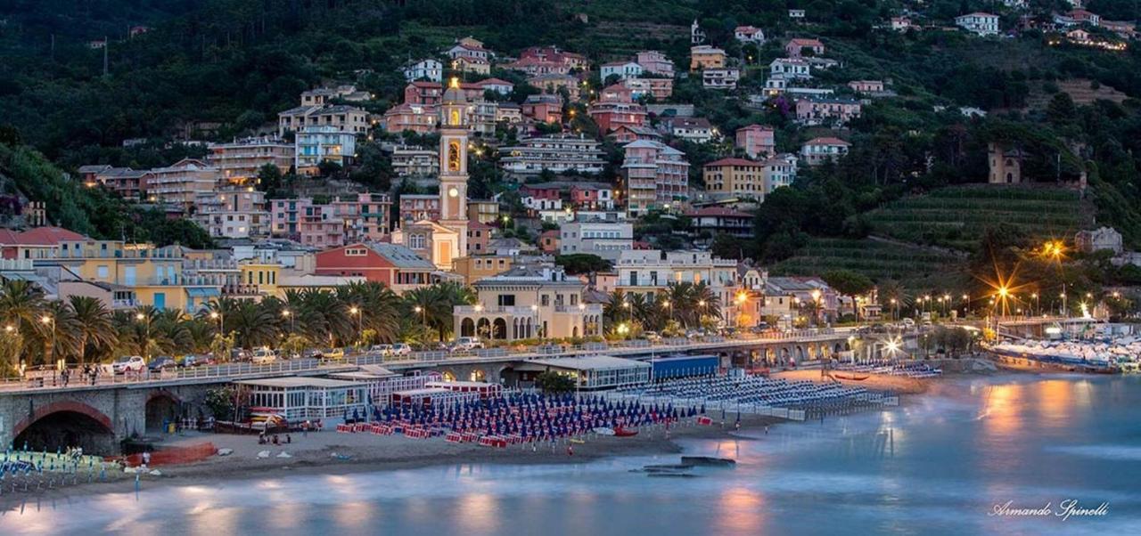 Piccolo Attico Sul Mare Apartment Moneglia Luaran gambar